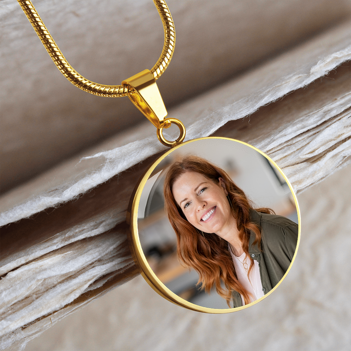 Engravable circle pendant online